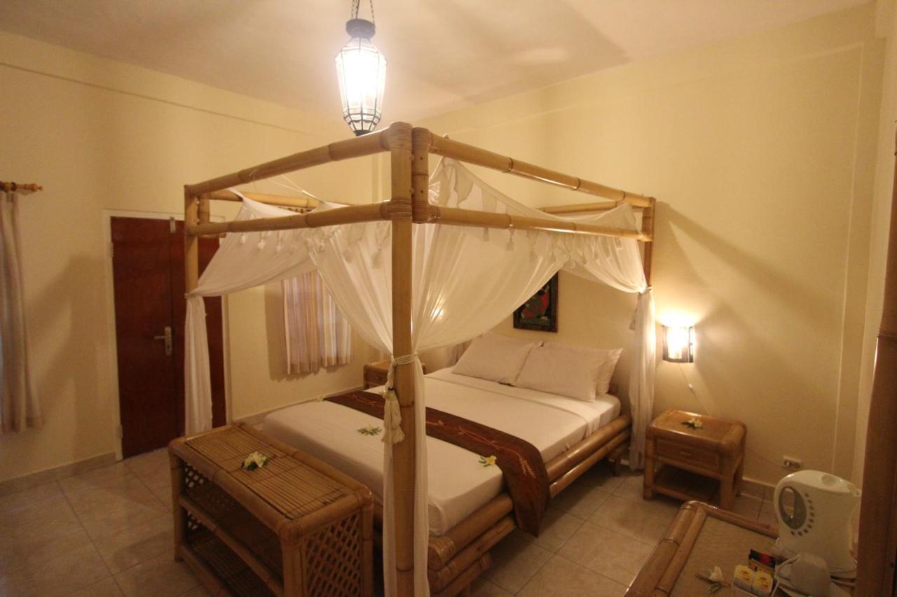 Hotel Chonos Lovina Exteriér fotografie